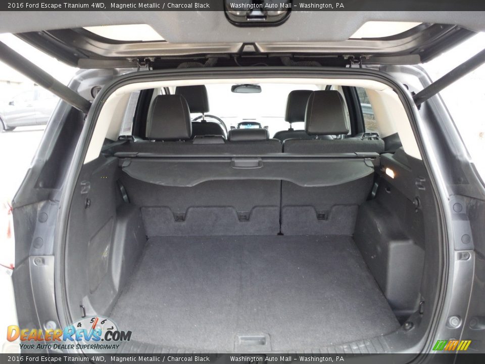 2016 Ford Escape Titanium 4WD Magnetic Metallic / Charcoal Black Photo #32