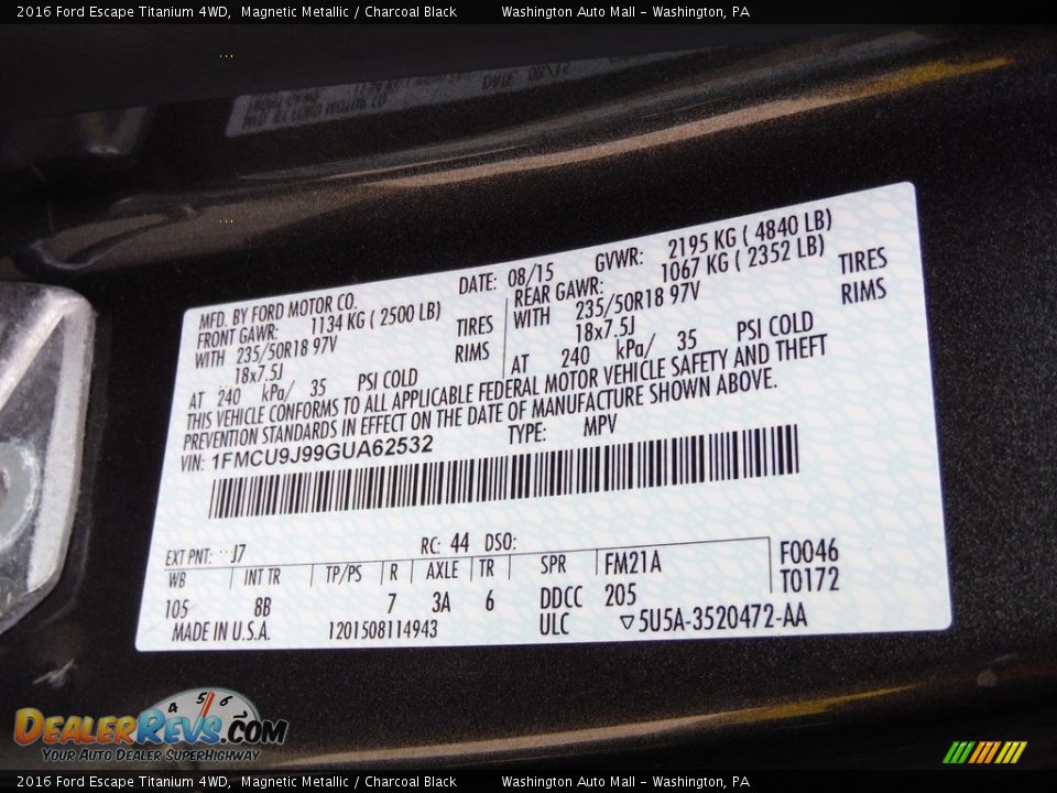 2016 Ford Escape Titanium 4WD Magnetic Metallic / Charcoal Black Photo #35