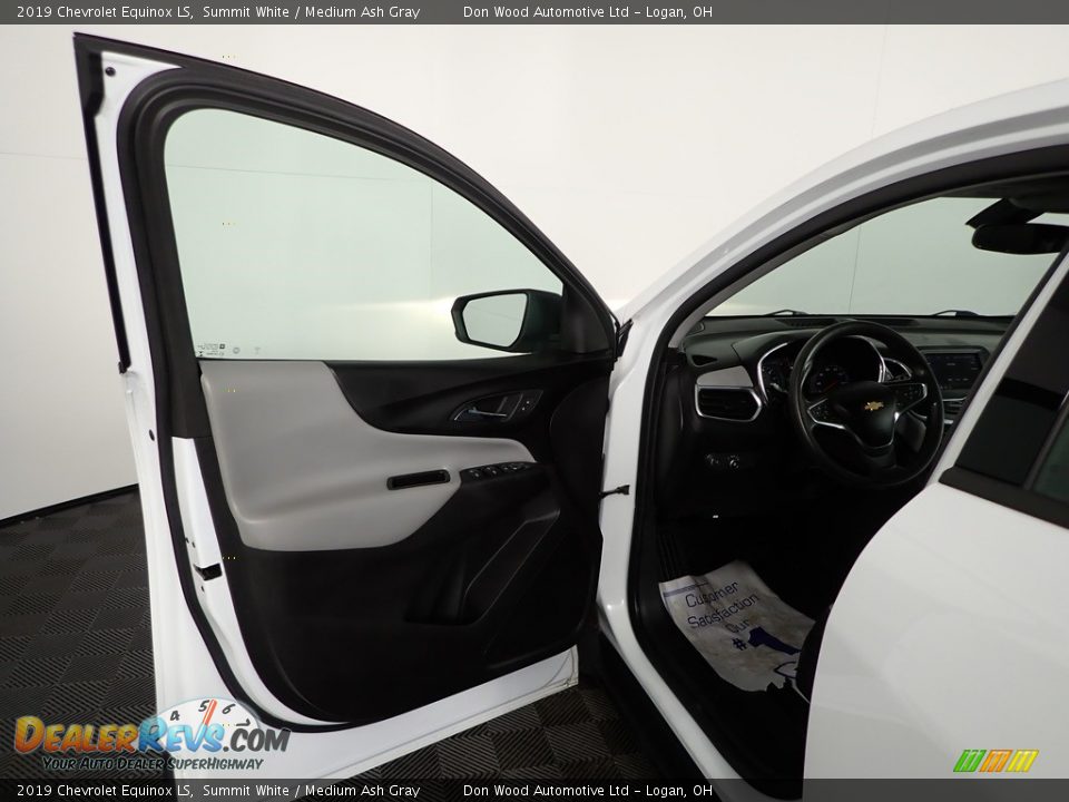 2019 Chevrolet Equinox LS Summit White / Medium Ash Gray Photo #14