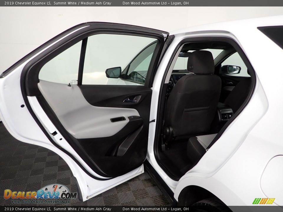 2019 Chevrolet Equinox LS Summit White / Medium Ash Gray Photo #26