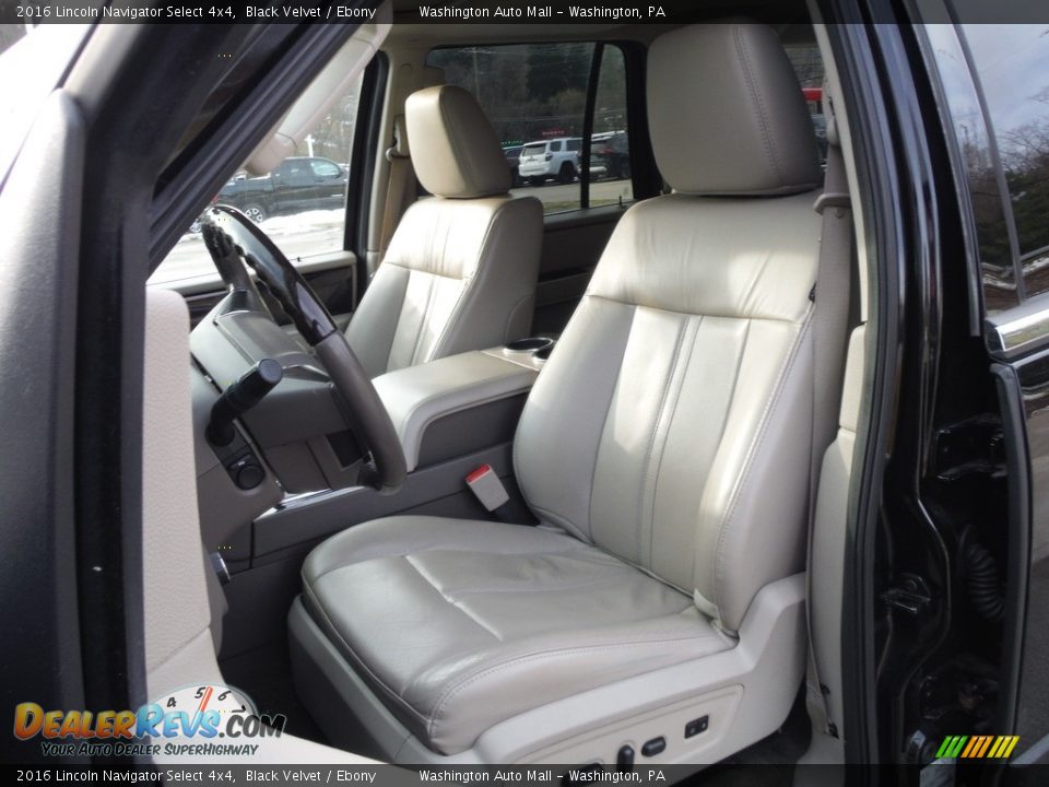Front Seat of 2016 Lincoln Navigator Select 4x4 Photo #24