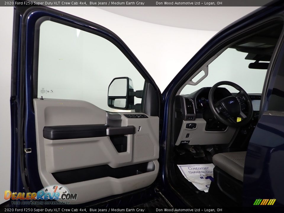 2020 Ford F250 Super Duty XLT Crew Cab 4x4 Blue Jeans / Medium Earth Gray Photo #15
