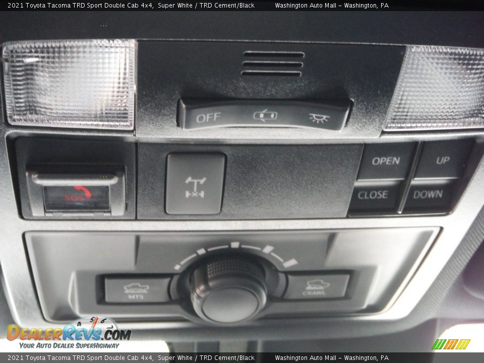 2021 Toyota Tacoma TRD Sport Double Cab 4x4 Super White / TRD Cement/Black Photo #9