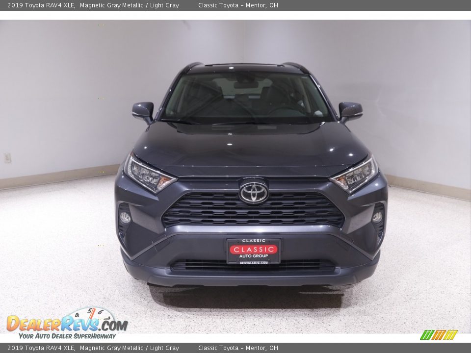 2019 Toyota RAV4 XLE Magnetic Gray Metallic / Light Gray Photo #2