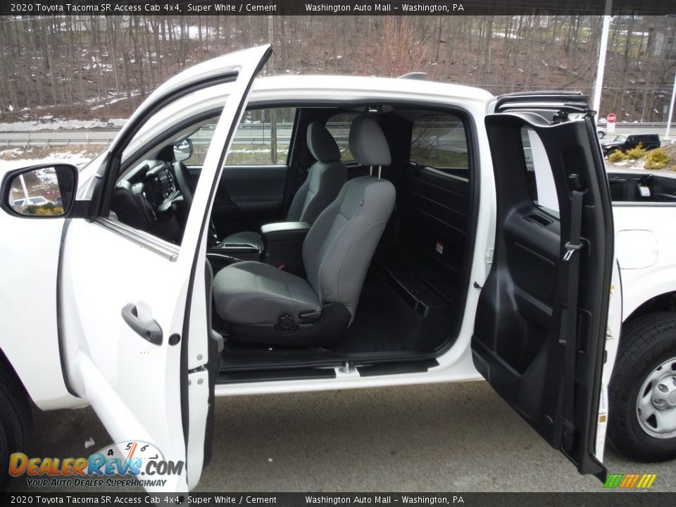 Front Seat of 2020 Toyota Tacoma SR Access Cab 4x4 Photo #4