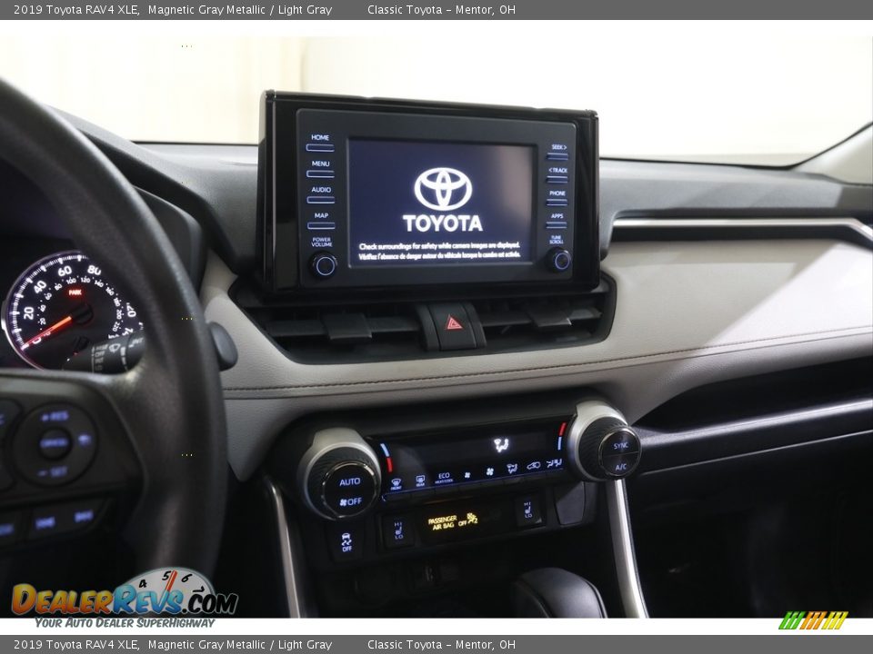 2019 Toyota RAV4 XLE Magnetic Gray Metallic / Light Gray Photo #9