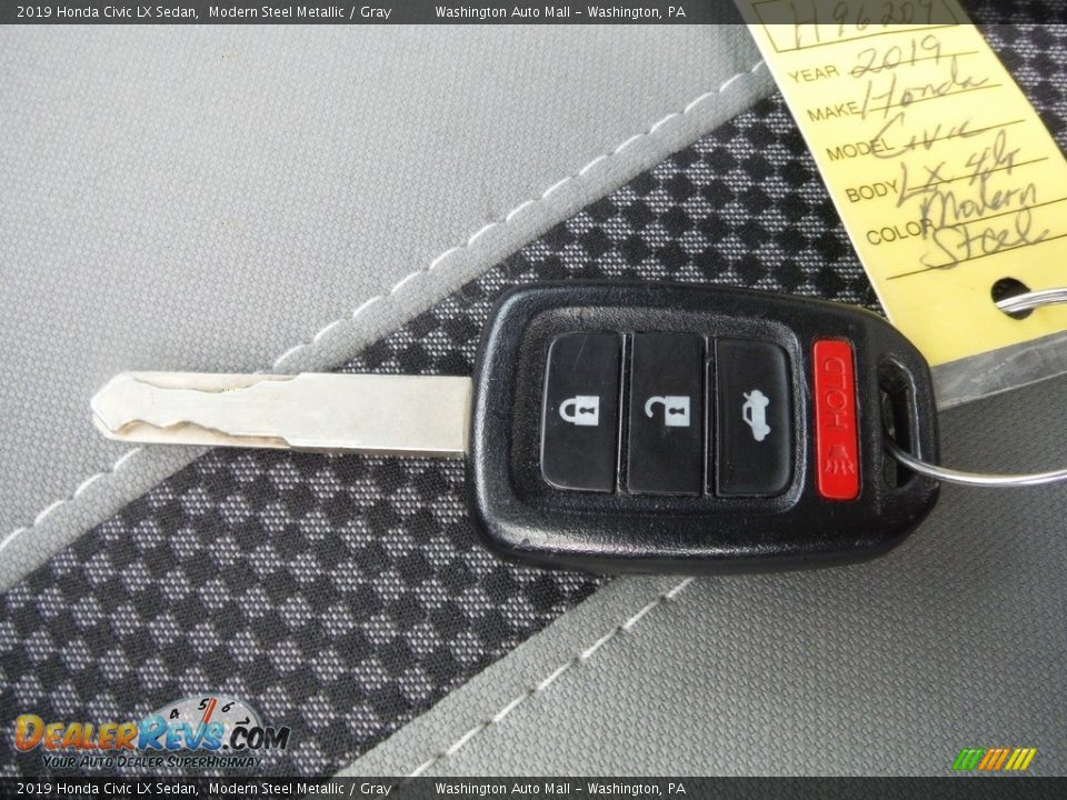2019 Honda Civic LX Sedan Modern Steel Metallic / Gray Photo #28