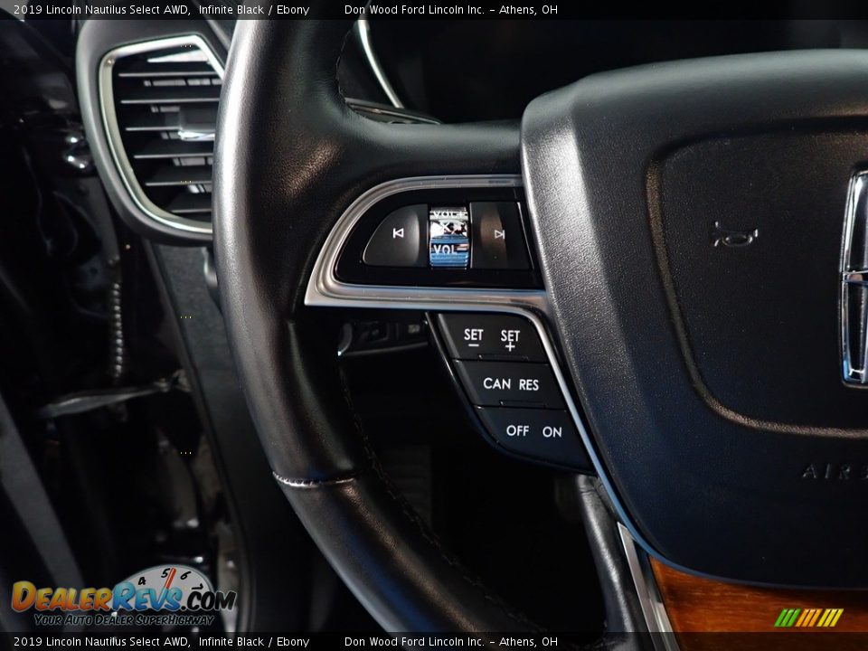 2019 Lincoln Nautilus Select AWD Steering Wheel Photo #33