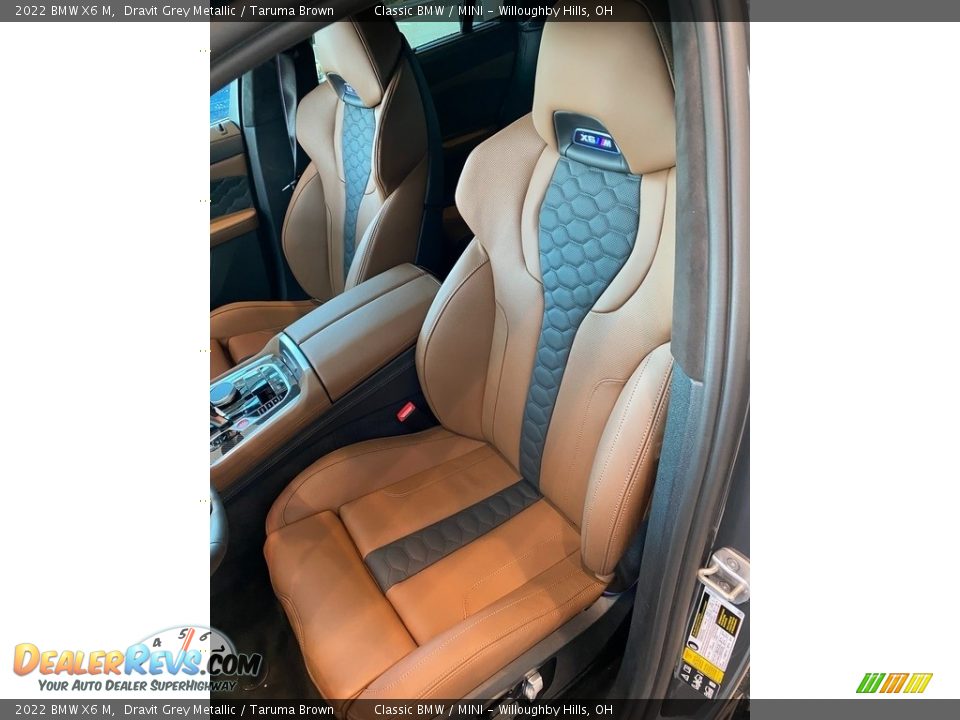 Taruma Brown Interior - 2022 BMW X6 M  Photo #4