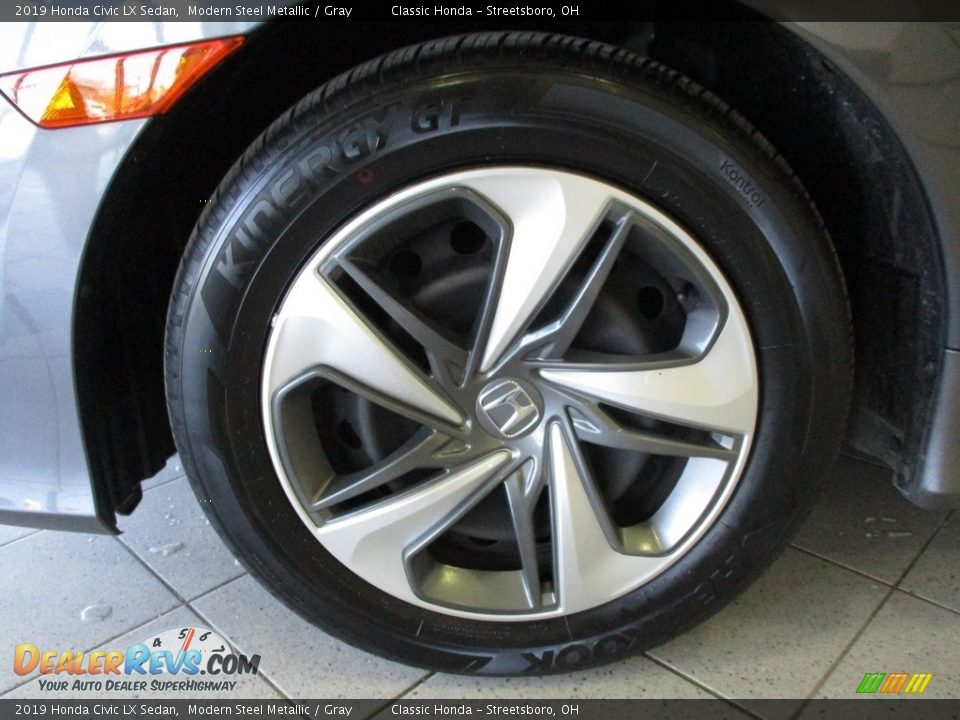 2019 Honda Civic LX Sedan Modern Steel Metallic / Gray Photo #12