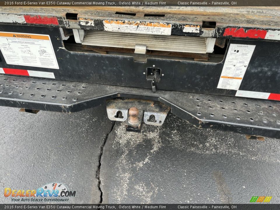 2016 Ford E-Series Van E350 Cutaway Commercial Moving Truck Oxford White / Medium Flint Photo #20