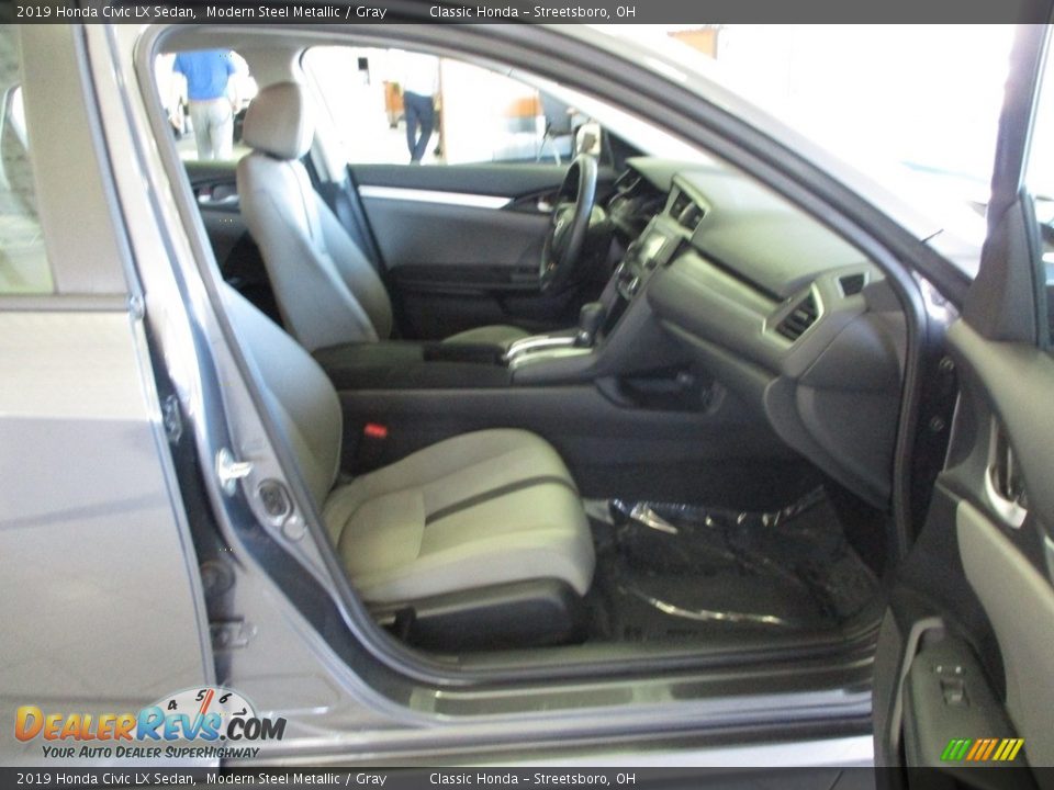 2019 Honda Civic LX Sedan Modern Steel Metallic / Gray Photo #17