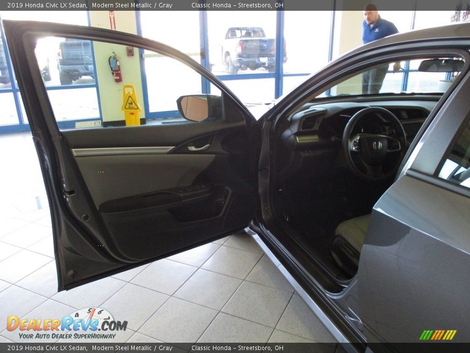 2019 Honda Civic LX Sedan Modern Steel Metallic / Gray Photo #26