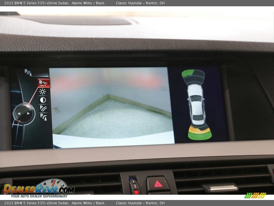 2013 BMW 5 Series 535i xDrive Sedan Alpine White / Black Photo #13