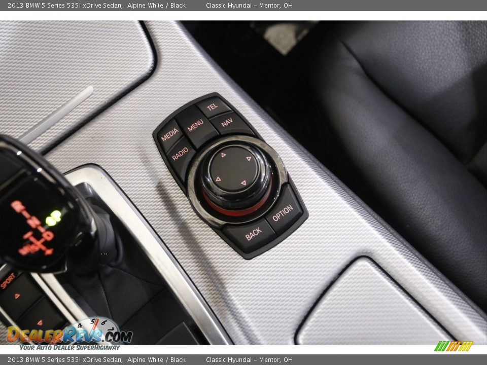 2013 BMW 5 Series 535i xDrive Sedan Alpine White / Black Photo #17