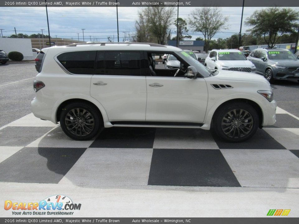 2016 Infiniti QX80 Limited AWD Majestic White / Truffle Brown Photo #3