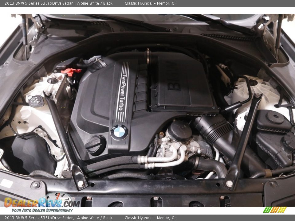 2013 BMW 5 Series 535i xDrive Sedan Alpine White / Black Photo #22