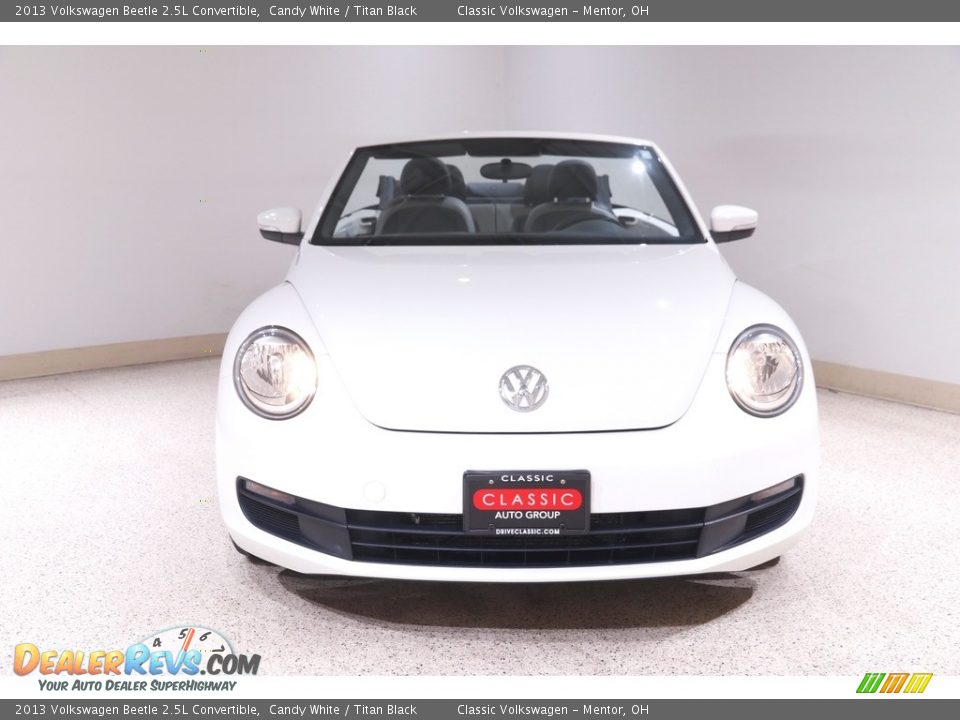 2013 Volkswagen Beetle 2.5L Convertible Candy White / Titan Black Photo #3
