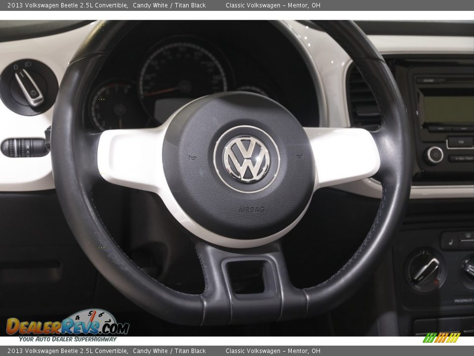 2013 Volkswagen Beetle 2.5L Convertible Candy White / Titan Black Photo #8