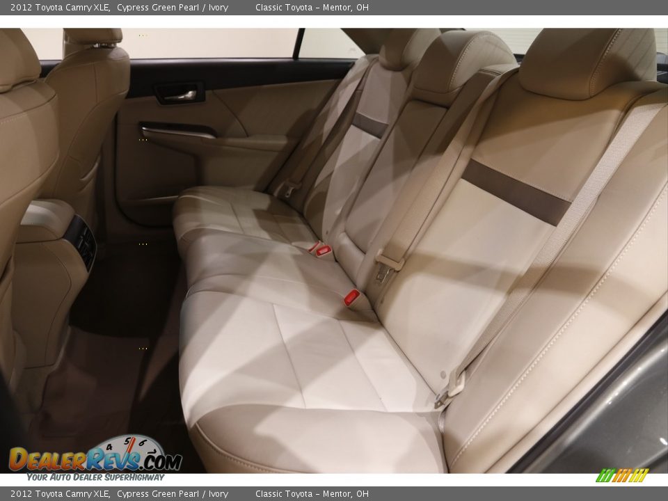 2012 Toyota Camry XLE Cypress Green Pearl / Ivory Photo #19
