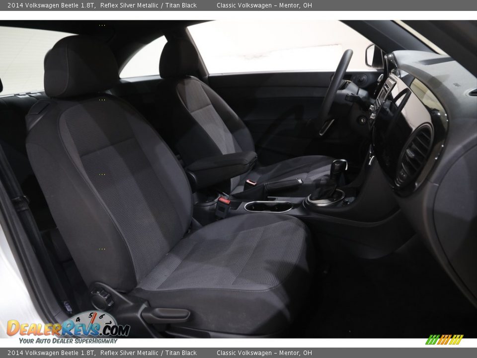 Front Seat of 2014 Volkswagen Beetle 1.8T Photo #11