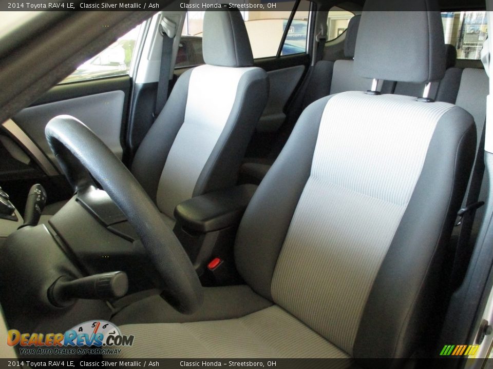 2014 Toyota RAV4 LE Classic Silver Metallic / Ash Photo #28