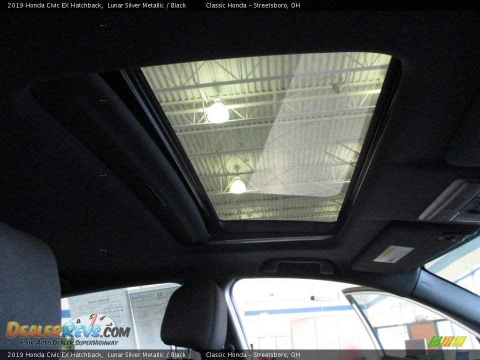 2019 Honda Civic EX Hatchback Lunar Silver Metallic / Black Photo #17