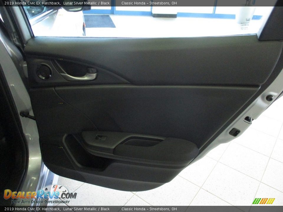 2019 Honda Civic EX Hatchback Lunar Silver Metallic / Black Photo #18