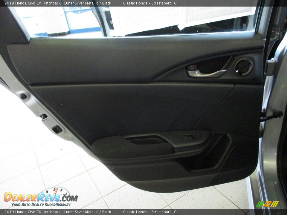 2019 Honda Civic EX Hatchback Lunar Silver Metallic / Black Photo #24
