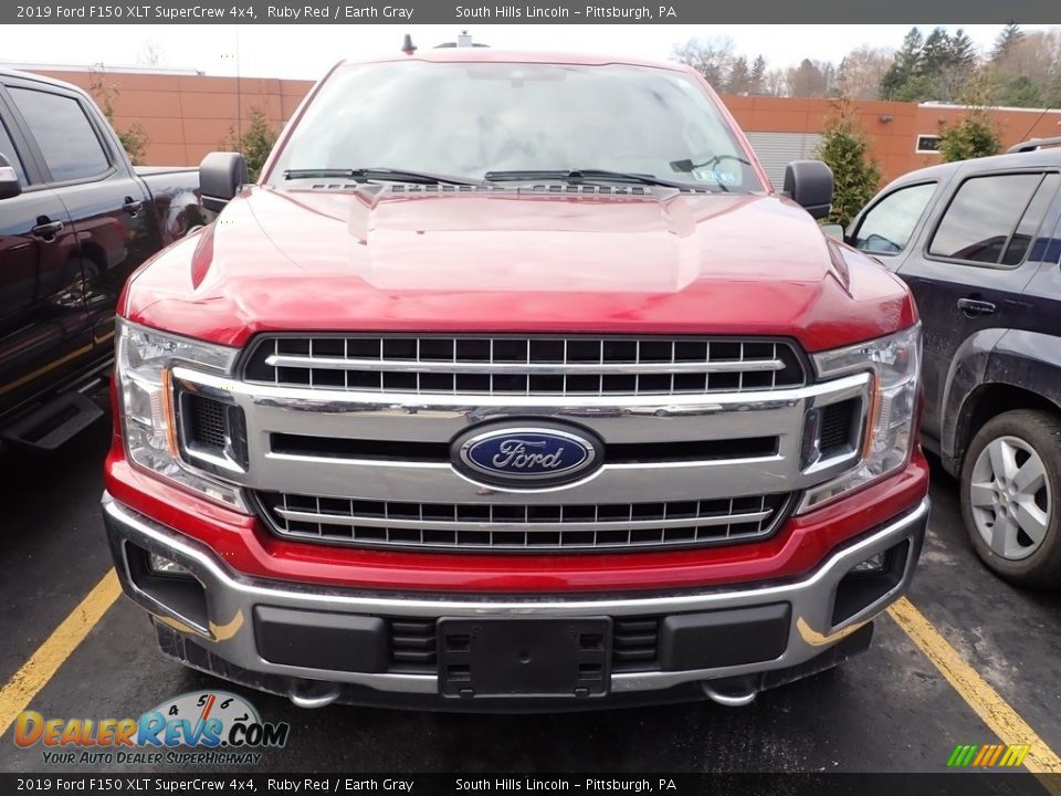 2019 Ford F150 XLT SuperCrew 4x4 Ruby Red / Earth Gray Photo #3