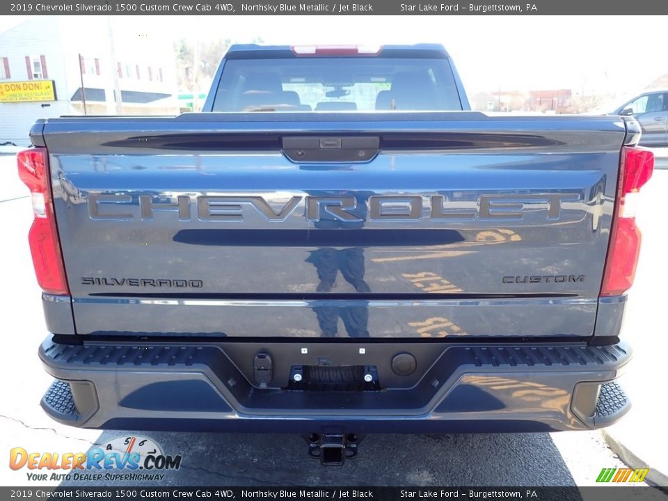 2019 Chevrolet Silverado 1500 Custom Crew Cab 4WD Northsky Blue Metallic / Jet Black Photo #4