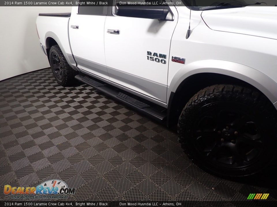 2014 Ram 1500 Laramie Crew Cab 4x4 Bright White / Black Photo #7