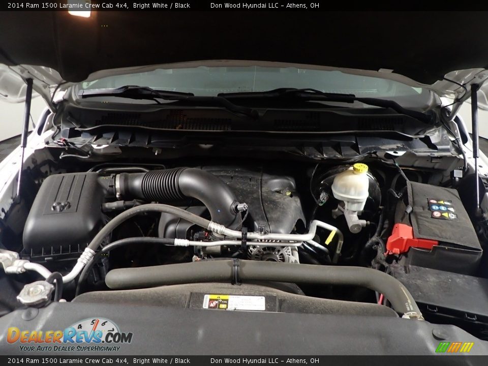 2014 Ram 1500 Laramie Crew Cab 4x4 Bright White / Black Photo #10