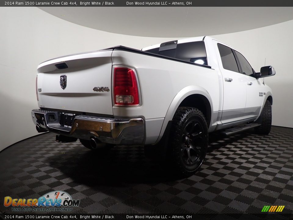 2014 Ram 1500 Laramie Crew Cab 4x4 Bright White / Black Photo #18