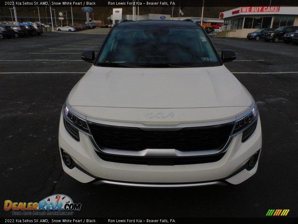 2022 Kia Seltos SX AWD Snow White Pearl / Black Photo #8