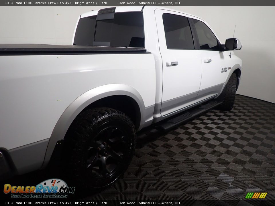 2014 Ram 1500 Laramie Crew Cab 4x4 Bright White / Black Photo #21
