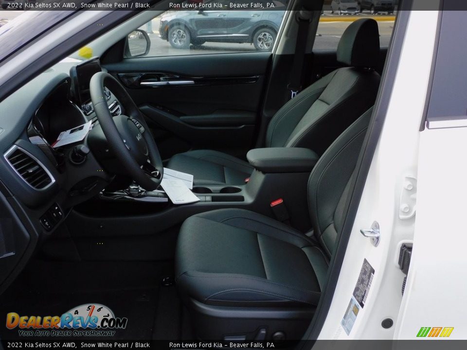 Front Seat of 2022 Kia Seltos SX AWD Photo #11