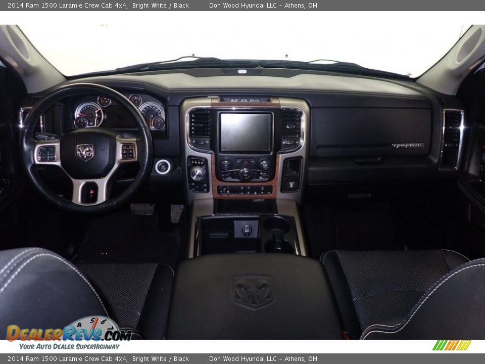 2014 Ram 1500 Laramie Crew Cab 4x4 Bright White / Black Photo #26