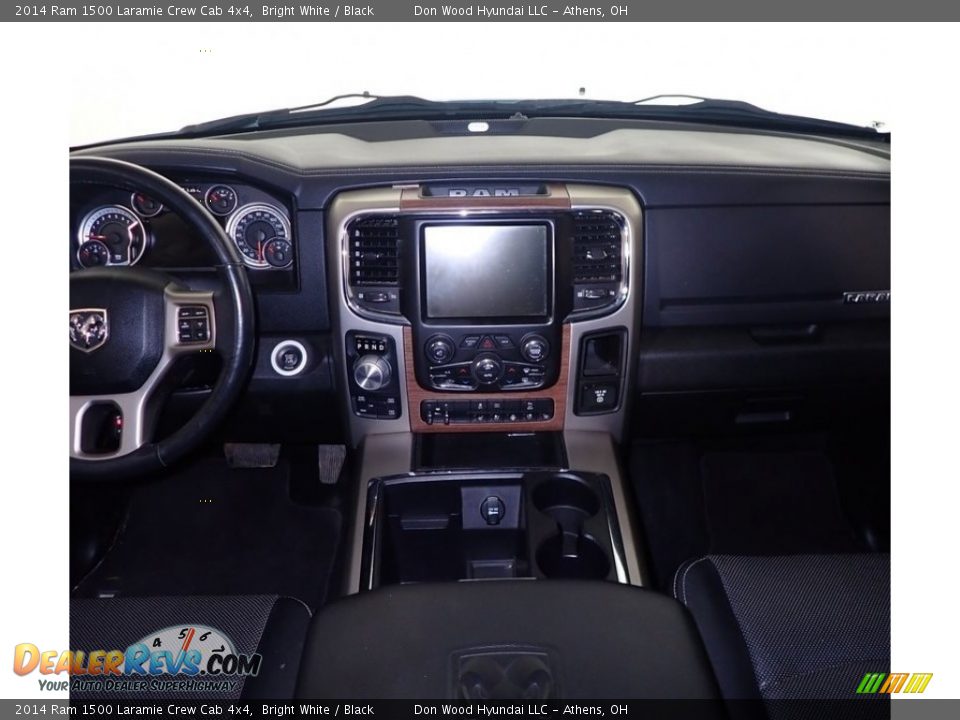 2014 Ram 1500 Laramie Crew Cab 4x4 Bright White / Black Photo #27