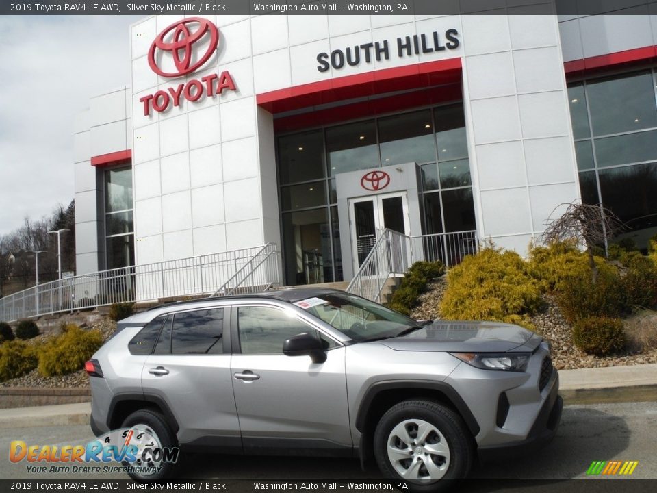 2019 Toyota RAV4 LE AWD Silver Sky Metallic / Black Photo #2