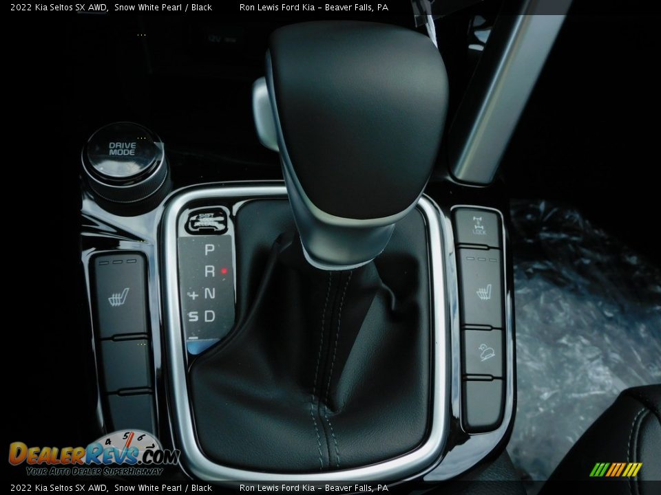 2022 Kia Seltos SX AWD Shifter Photo #18