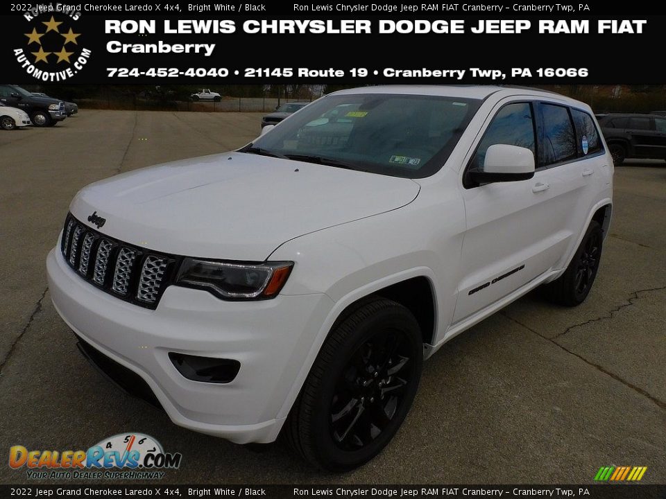 2022 Jeep Grand Cherokee Laredo X 4x4 Bright White / Black Photo #1