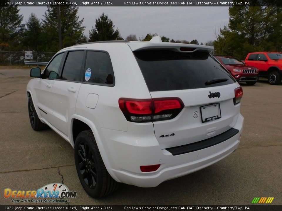 2022 Jeep Grand Cherokee Laredo X 4x4 Bright White / Black Photo #8