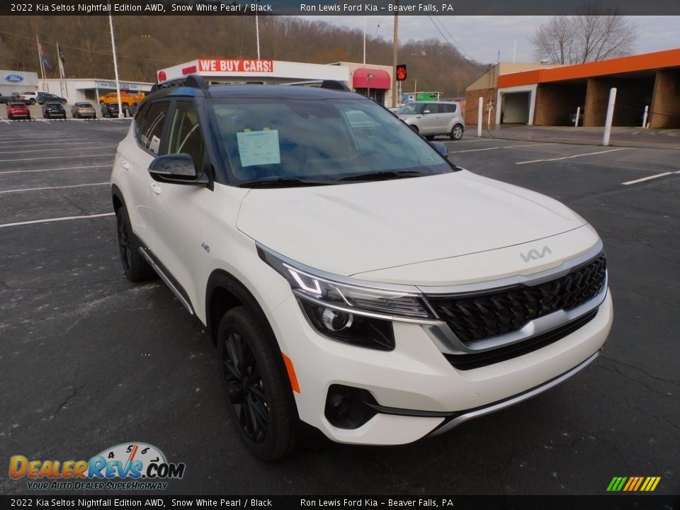 2022 Kia Seltos Nightfall Edition AWD Snow White Pearl / Black Photo #9