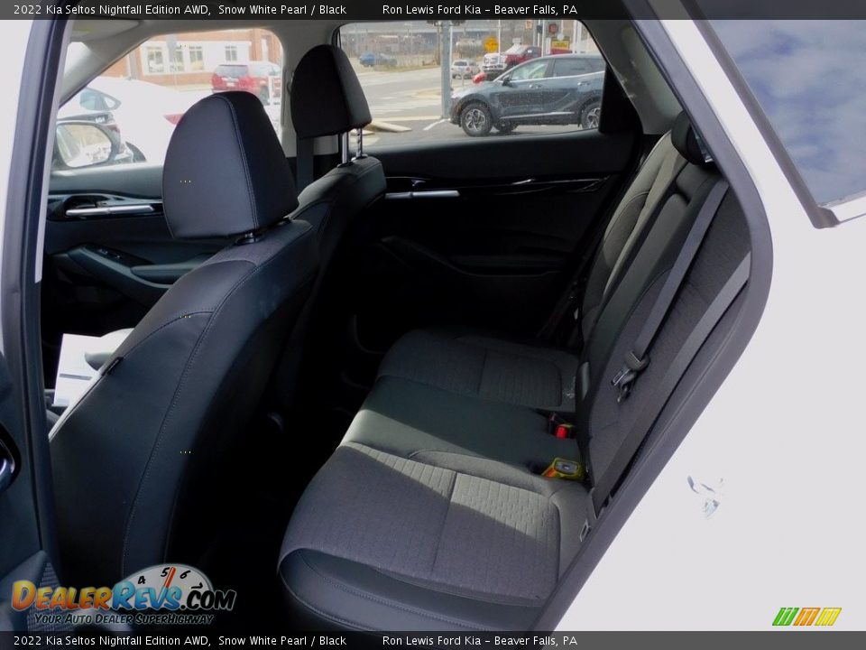 2022 Kia Seltos Nightfall Edition AWD Snow White Pearl / Black Photo #12