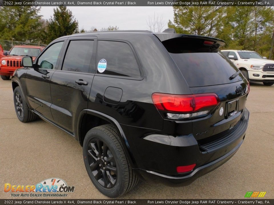 2022 Jeep Grand Cherokee Laredo X 4x4 Diamond Black Crystal Pearl / Black Photo #8