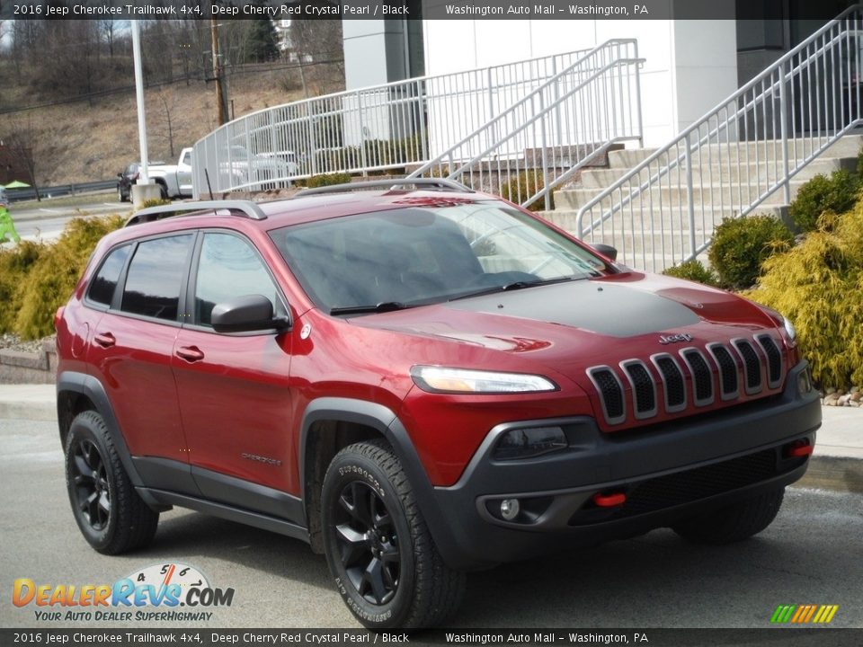 2016 Jeep Cherokee Trailhawk 4x4 Deep Cherry Red Crystal Pearl / Black Photo #1