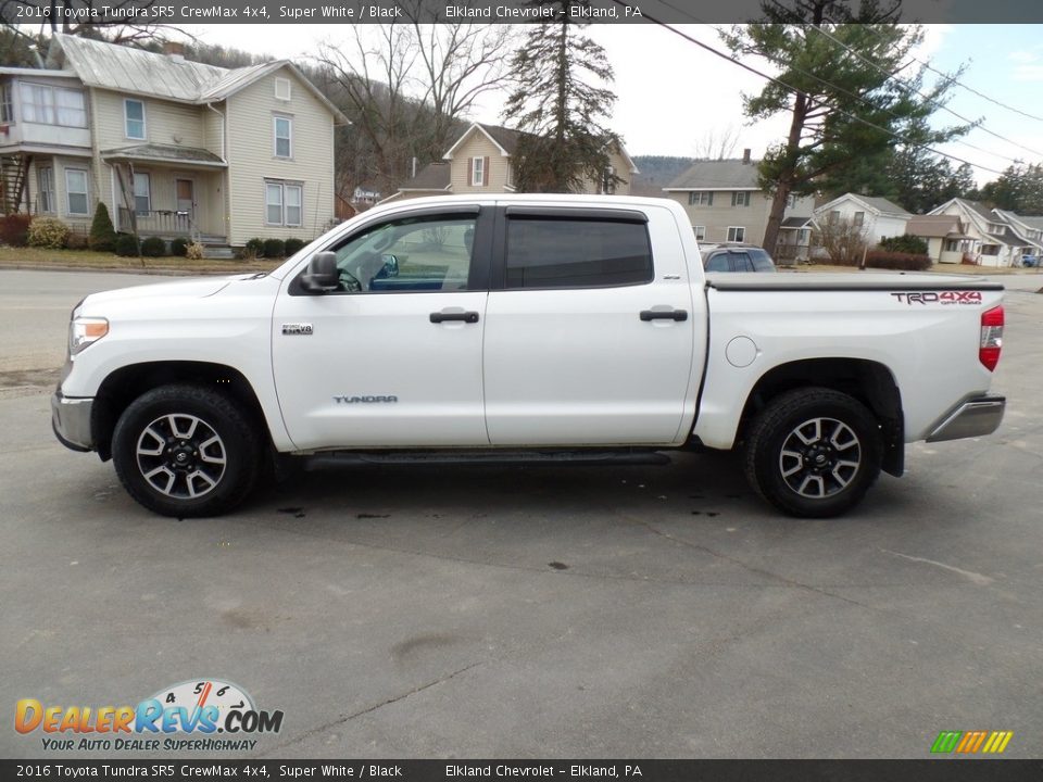 2016 Toyota Tundra SR5 CrewMax 4x4 Super White / Black Photo #10