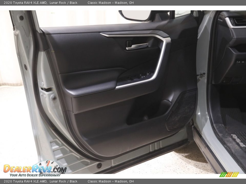 2020 Toyota RAV4 XLE AWD Lunar Rock / Black Photo #4