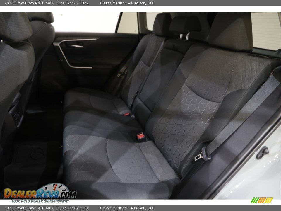 2020 Toyota RAV4 XLE AWD Lunar Rock / Black Photo #16
